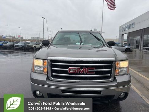 Used 2013 GMC Sierra 1500 SLE w/ Power Tech Package image 2