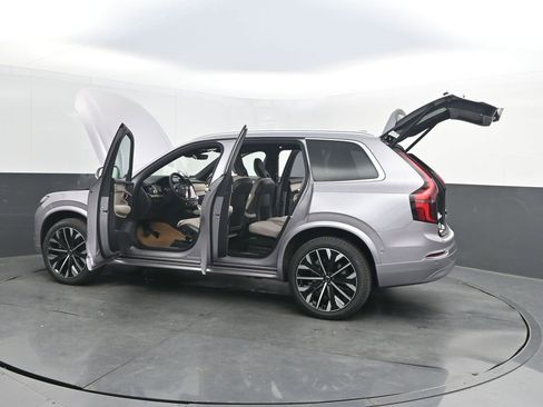 New 2026 Volvo XC90 B6 Ultra w/ Protection Package Premier AWD/4WD image 39