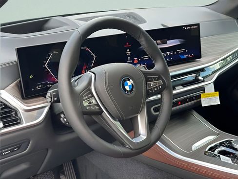 New 2026 BMW X5 xDrive50e AWD/4WD image 13