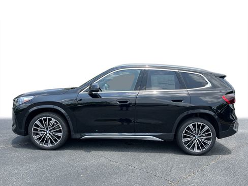 New 2025 BMW X1 xDrive28i w/ Convenience Package image 24