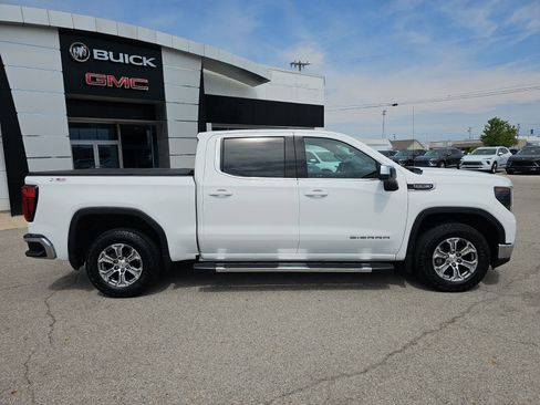 Used 2023 GMC Sierra 1500 SLE w/ Preferred Package AWD/4WD image 37