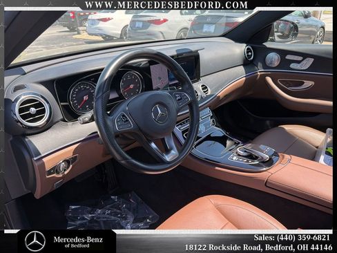 Used 2017 Mercedes-Benz E 300 image 19