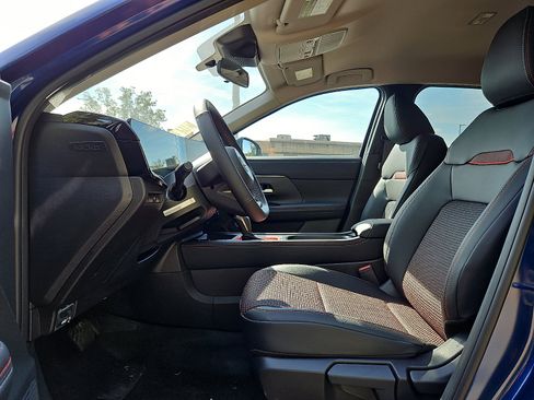 New 2026 Nissan Kicks SR image 10