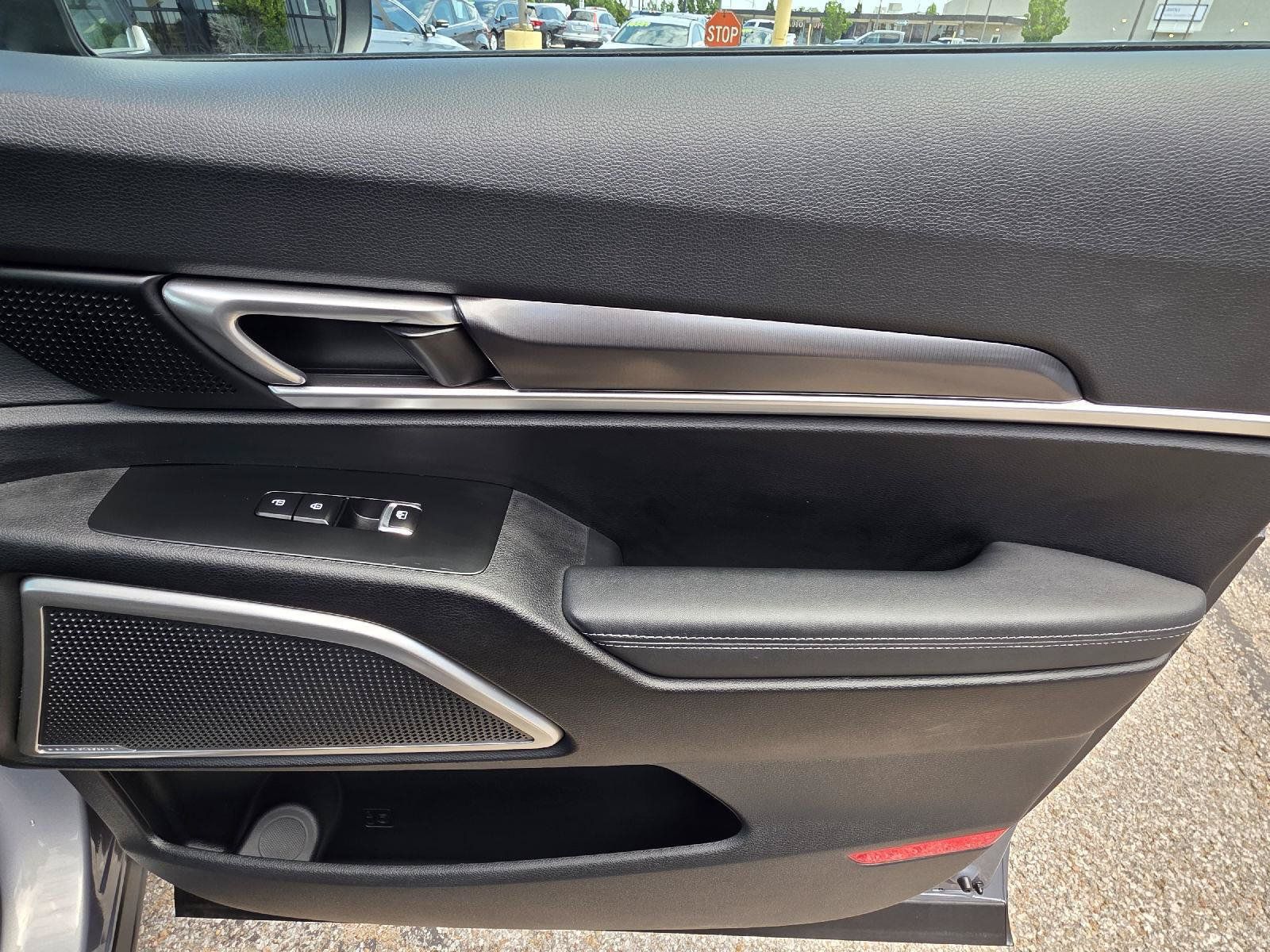 Used 2023 Kia Telluride S w/ S Sunroof Package FWD image 37