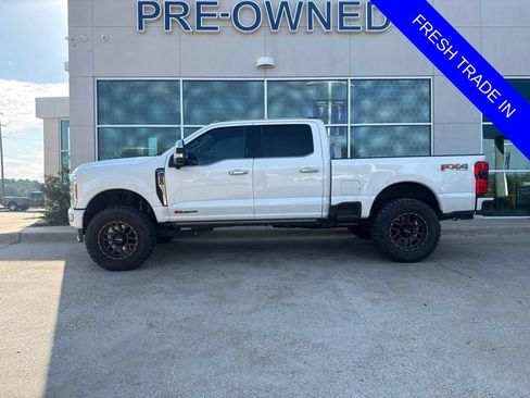 Used 2023 Ford F250 Platinum AWD/4WD image 1