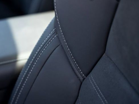 New 2026 Mitsubishi Outlander AWD image 30