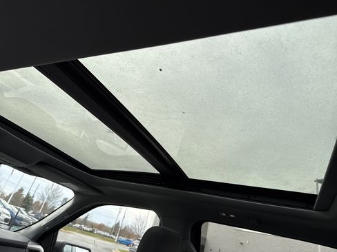 Used 2022 Ford F150 XLT w/ Equipment Group 302A High image 16