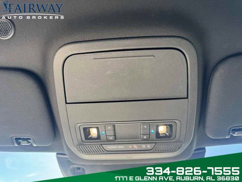 Used 2020 Ford Explorer XLT w/ Equipment Group 202A image 24