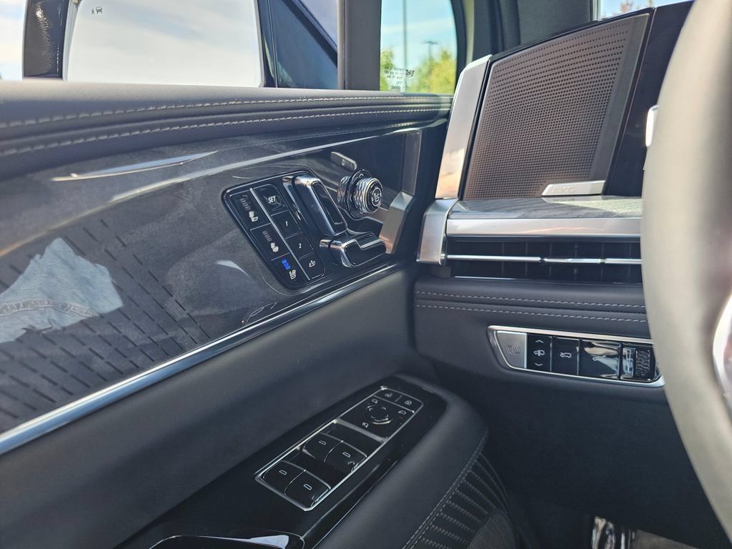 New 2026 Cadillac Escalade IQ Sport 2 AWD/4WD image 32