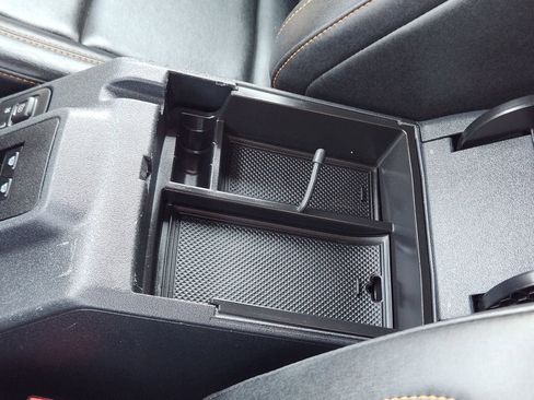 Used 2021 Ford Bronco Badlands image 22