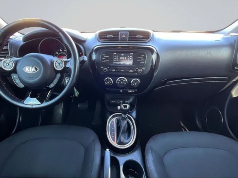 Used 2016 Kia Soul + w/ Soulful Package FWD image 16