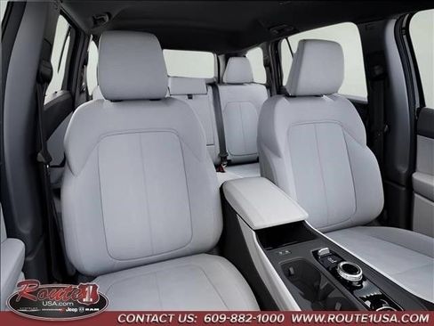 New 2026 Jeep Cherokee Laredo AWD/4WD image 17