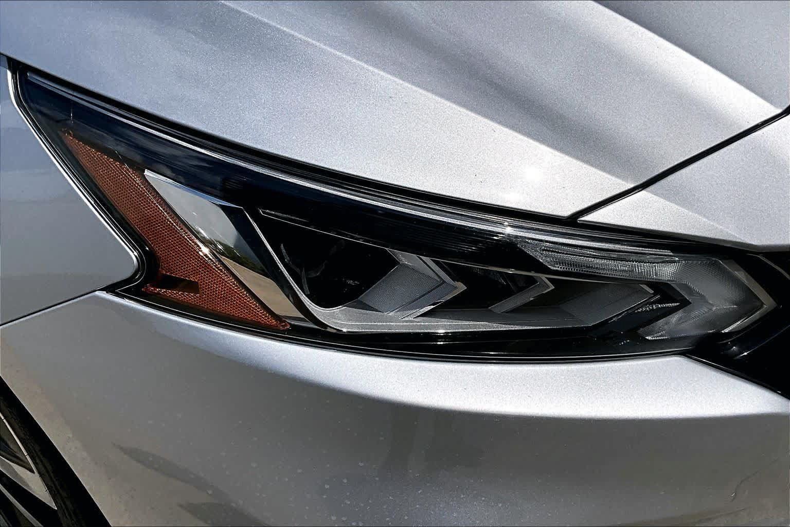 Certified 2022 Nissan Altima 2.5 SR FWD image 28