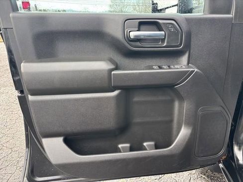 Used 2023 Chevrolet Silverado 2500 Custom w/ Custom Value Package image 9