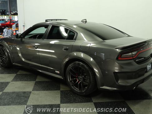 Used 2023 Dodge Charger SRT Hellcat w/ Harman/Kardon Audio Group RWD image 7