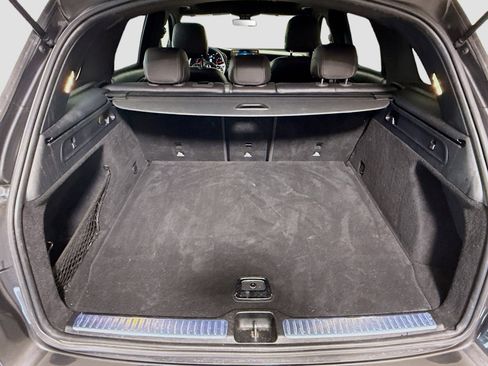 Used 2020 Mercedes-Benz GLC 300 image 35