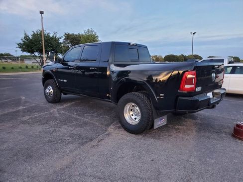 Used 2021 RAM 3500 Limited image 2