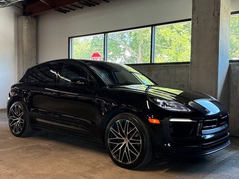 Used 2024 Porsche Macan S AWD/4WD image 12
