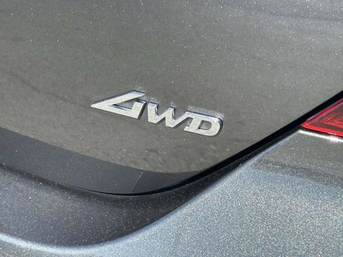 Used 2026 Genesis G70 2.5T AWD/4WD image 11