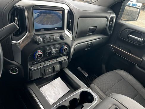 Used 2022 Chevrolet Silverado 1500 LT Trail Boss w/ Bed Protection Package image 14