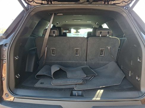 Used 2023 Chevrolet Traverse LT AWD/4WD image 28