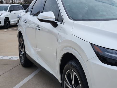 Used 2025 Lexus RX 350 Premium w/ Accessory Package (Z1) image 8