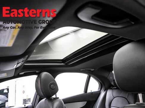 Used 2018 Mercedes-Benz C 300 4MATIC Sedan image 32