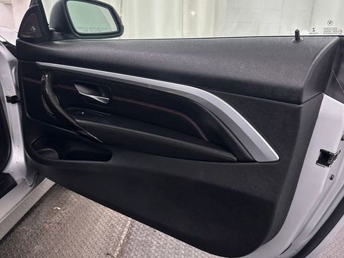 Used 2016 BMW 428i xDrive Convertible image 28