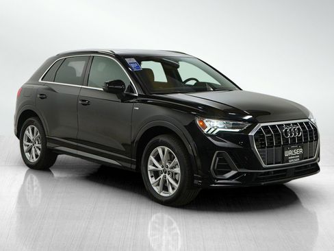 Used 2025 Audi Q3 2.0T Premium image 7