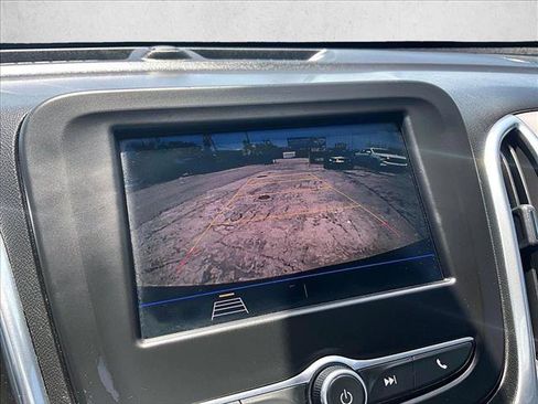 Certified 2020 Chevrolet Equinox LS FWD image 23