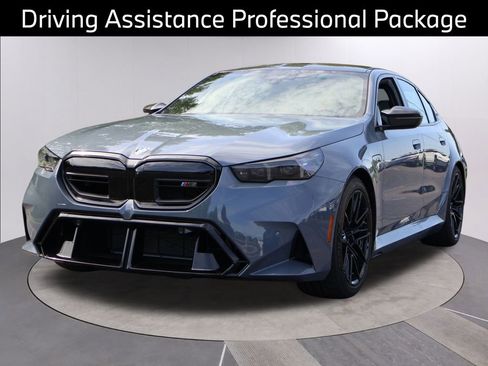 New 2026 BMW M5 w/ Carbon Package image 5
