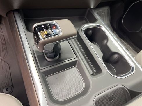 New 2026 GMC Sierra 1500 SLT AWD/4WD image 16
