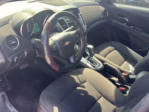 Used 2016 Chevrolet Cruze LT image 16