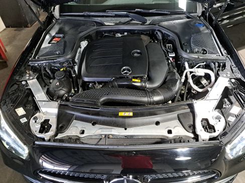 Used 2021 Mercedes-Benz E 350 4MATIC Sedan image 31