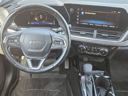 Used 2024 Chevrolet Trax ACTIV FWD image 24