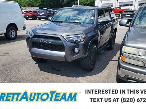 Used 2018 Toyota 4Runner SR5 AWD/4WD image 1