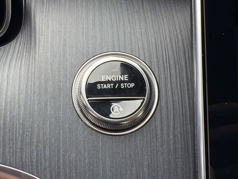 Used 2026 Mercedes-Benz C 300 Sedan image 25
