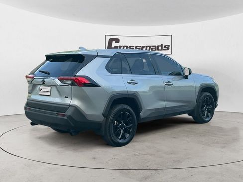 Used 2025 Toyota RAV4 LE FWD image 5