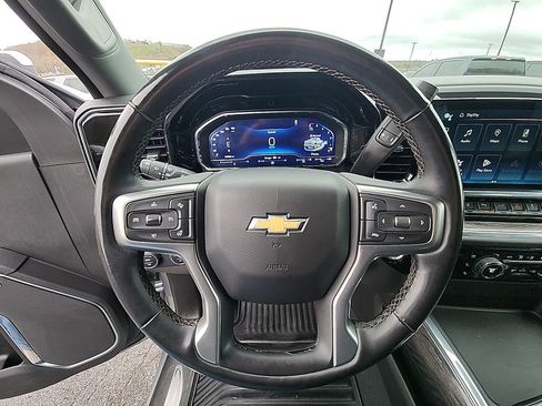 Used 2024 Chevrolet Silverado 3500 LTZ w/ LTZ Convenience Package image 18