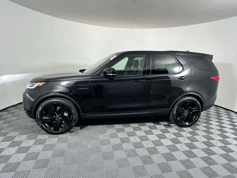 Used 2025 Land Rover Discovery S AWD/4WD image 2