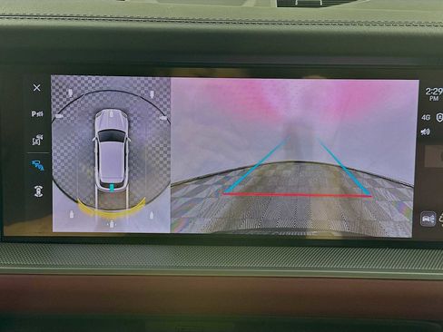 Certified 2025 Porsche Cayenne image 19