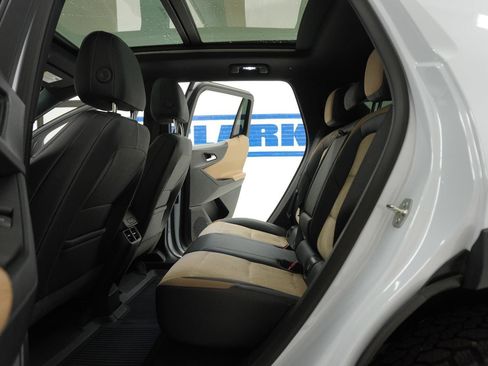 New 2026 Chevrolet Equinox ACTIV w/ Convenience Package III image 39