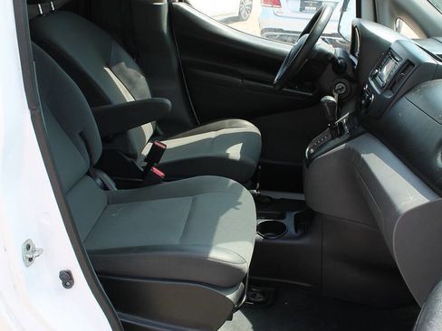 Used 2018 Nissan NV200 S w/ Back Door Glass Package image 20