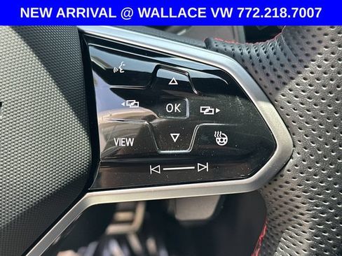 Used 2024 Volkswagen GTI SE FWD image 21