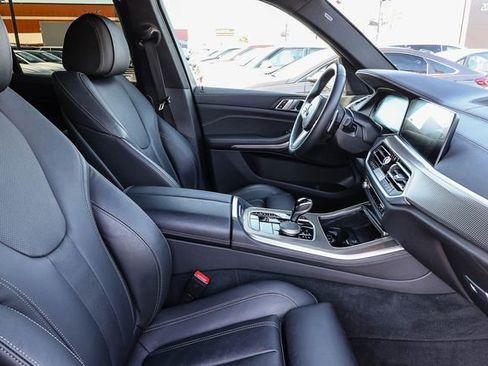 Used 2022 BMW X5 sDrive40i w/ M Sport Package RWD image 18