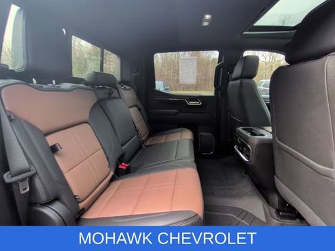 Used 2023 Chevrolet Silverado 1500 High Country w/ High Country Premium Package image 29