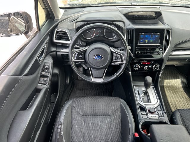 Used 2020 Subaru Forester Premium AWD/4WD image 29