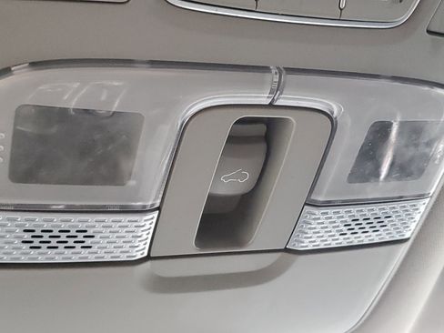 Used 2020 Kia Telluride S w/ S 8 Passenger Seating Package image 25