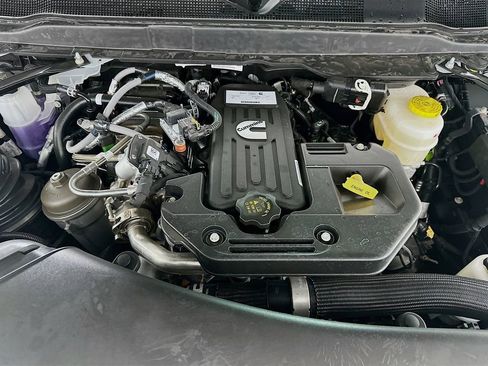 New 2026 RAM 3500 Limited w/ Towing Technology Group image 18