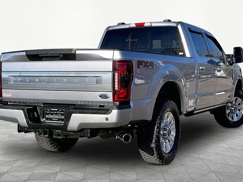 Used 2022 Ford F250 Platinum image 12